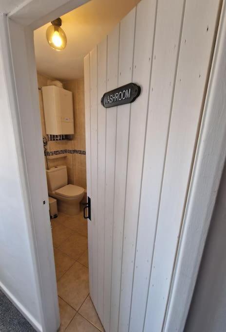 Black Cat Cottage - Central Pickering Grade 2 Listed Cottage Bagian luar foto